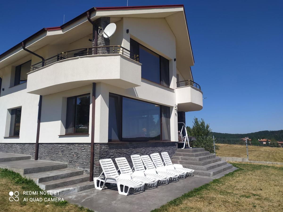 Villa Relax Tsigov Chark ภายนอก รูปภาพ